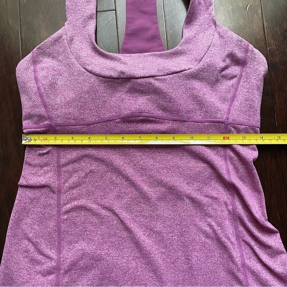 Lululemon Women's Scoop Neck Tank Top Size 8 Purple Pink Built In Bra Activewear - Picture 7 of 7